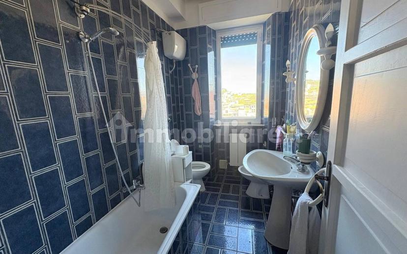 Quadrilocale buono stato, quarto piano, Cavour, Ancona — foto 4 di 17