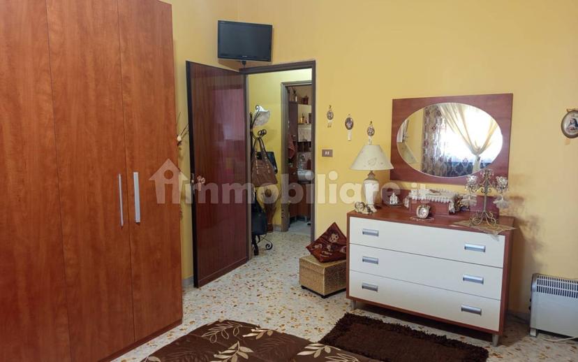 Quadrilocale via Francesco Paolo Ragni, Centro, Bitonto — foto 3 di 9