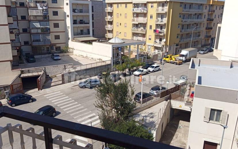 Quadrilocale via Francesco Paolo Ragni, Centro, Bitonto — foto 2 di 9