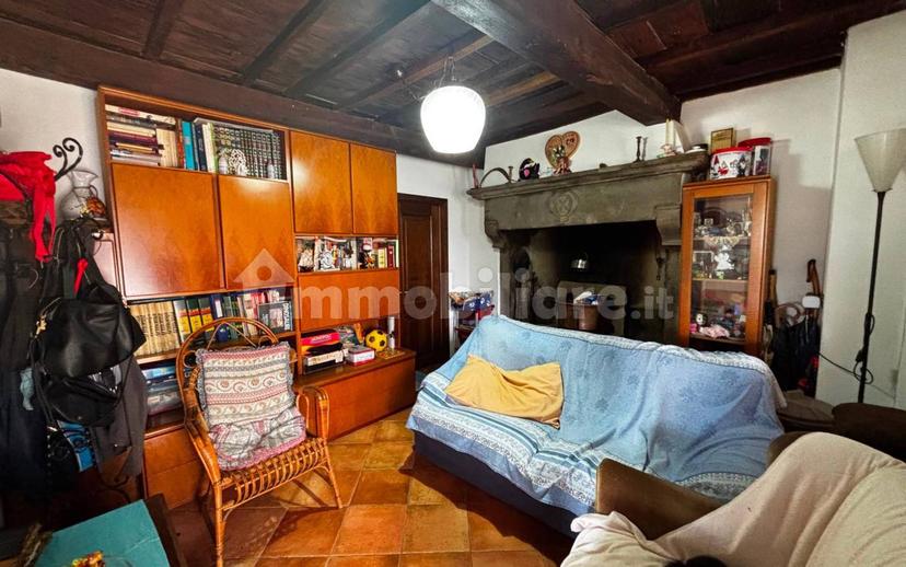 Villa unifamiliare Località salita del Municipio 22, Centro, Talla