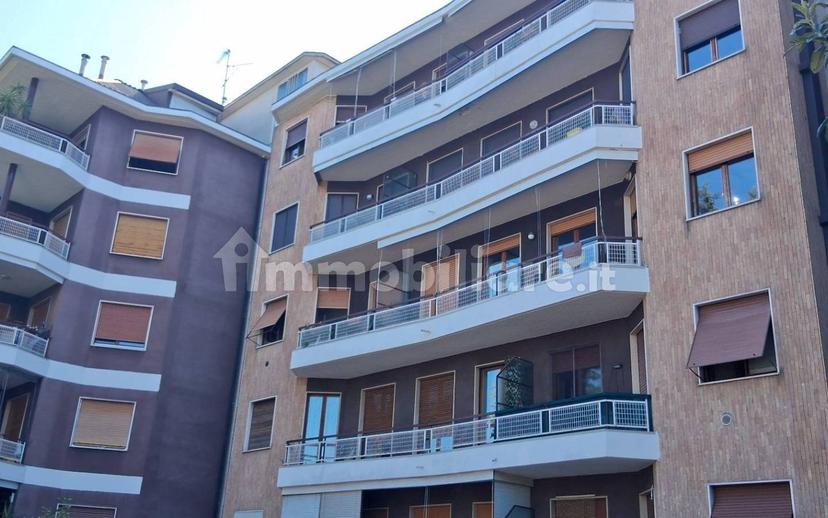Quadrilocale via Giovanni Pascoli 16, Centro, Merate — foto 16 di 21