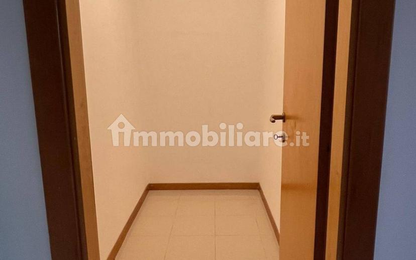 Appartamento via Martiri 6 Ottobre, Centro, Lanciano — foto 2 di 12
