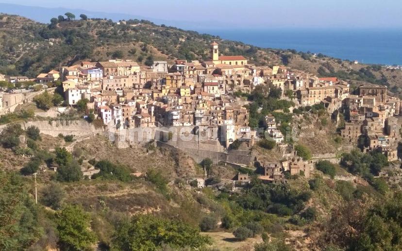 Quadrilocale via Credaro, Centro, Badolato — foto 4 di 19