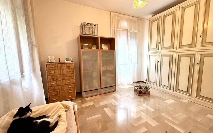 Quadrilocale via Giovanni Pascoli,  16, Centro, Massa