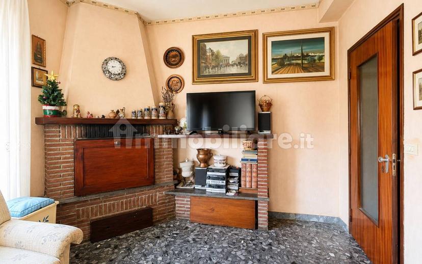 Appartamento via Cassia Cimina 59, Centro, Ronciglione — foto 10 di 16