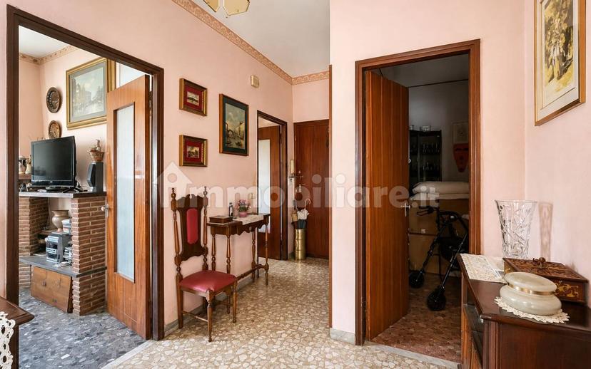 Appartamento via Cassia Cimina 59, Centro, Ronciglione — foto 3 di 16