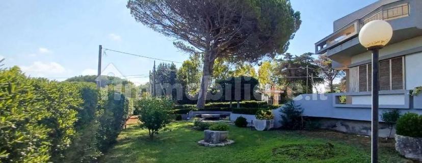 Villa unifamiliare via del Mare 3, Ostuni Costa, Ostuni
