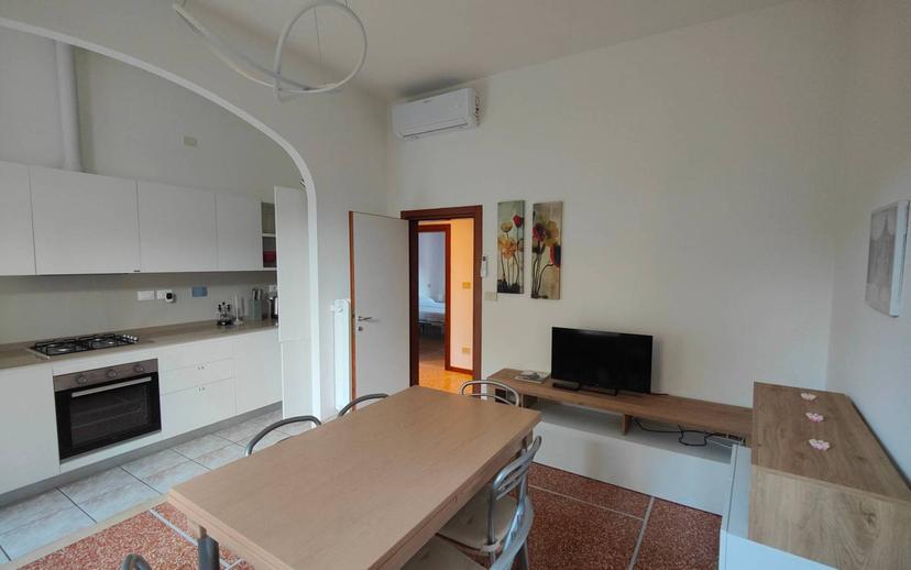 Trilocale vicolo Otto Colonne, San Felice, Bologna — foto 4 di 13