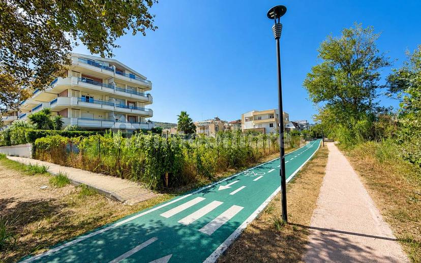 Trilocale via SS16 Sud, Vasto Marina, Vasto — foto 4 di 16