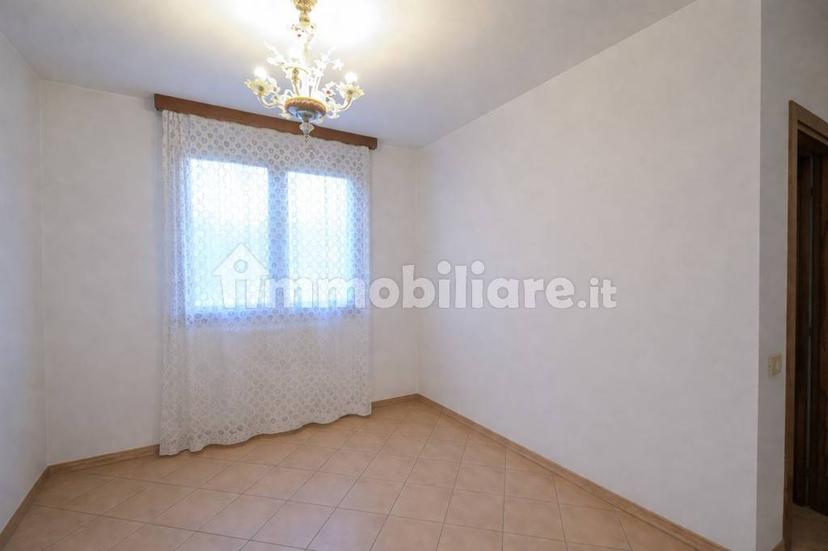 Quadrilocale via Vittorio Veneto 10, Centro, Casale sul Sile — foto 2 di 9