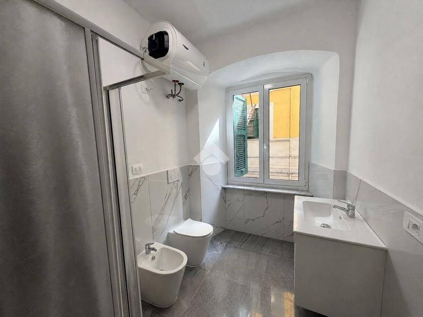 Quadrilocale via Caffaro, Castelletto, Genova — foto 15 di 19