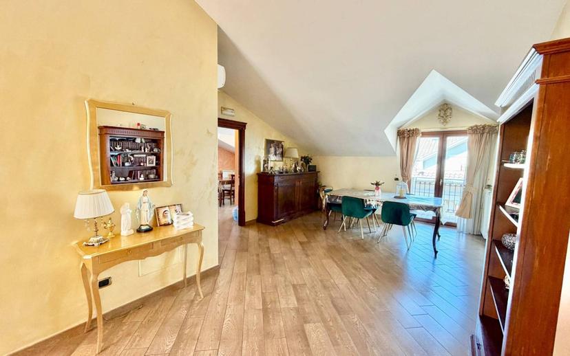 Appartamento via Giorgio Amendola, Parete — foto 4 di 33