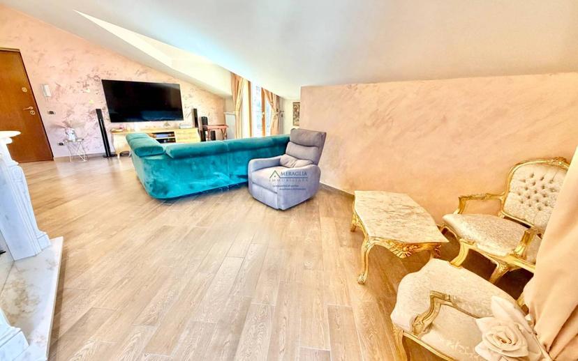 Appartamento via Giorgio Amendola, Parete — foto 3 di 33