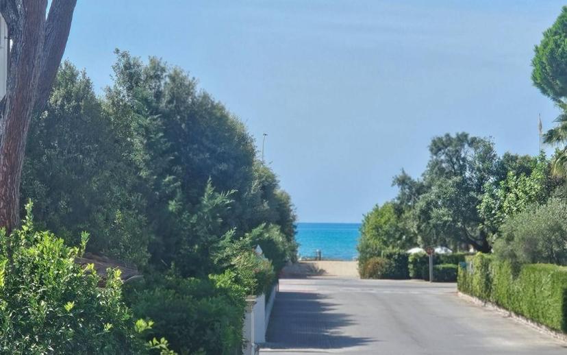 Quadrilocale via Trento 59, Centro, Forte dei Marmi — foto 34 di 34