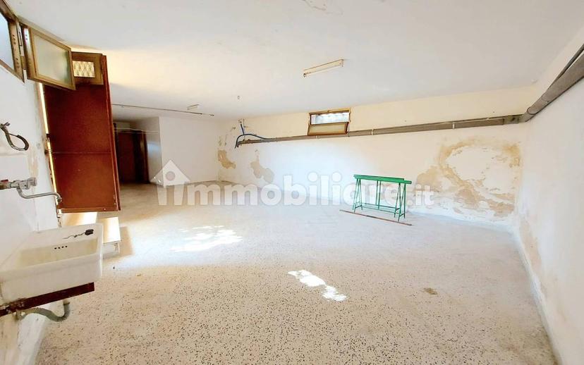 Bilocale via Termopili, Ceglie del Campo, Bari