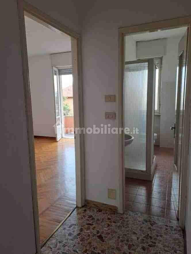 Trilocale via Vincenzo Gioberti 15, Chiavazza, Biella — foto 9 di 10
