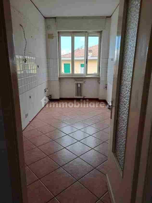 Trilocale via Vincenzo Gioberti 15, Chiavazza, Biella — foto 8 di 10