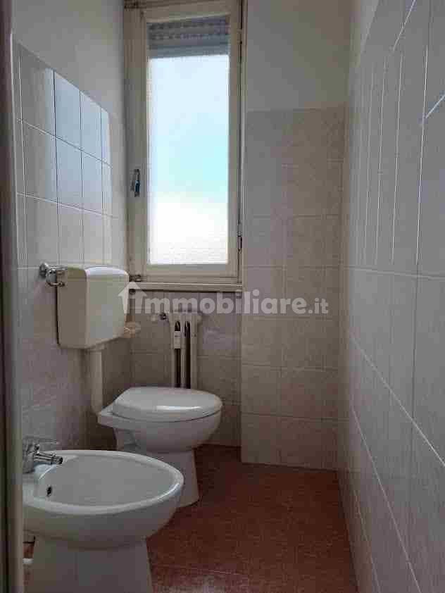 Trilocale via Vincenzo Gioberti 15, Chiavazza, Biella — foto 2 di 10