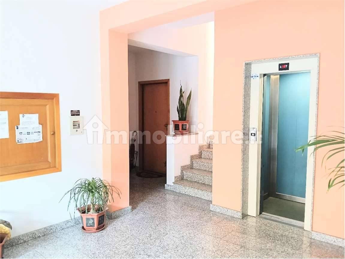 Appartamento via Pio la torre, 4, Centro, Riposto