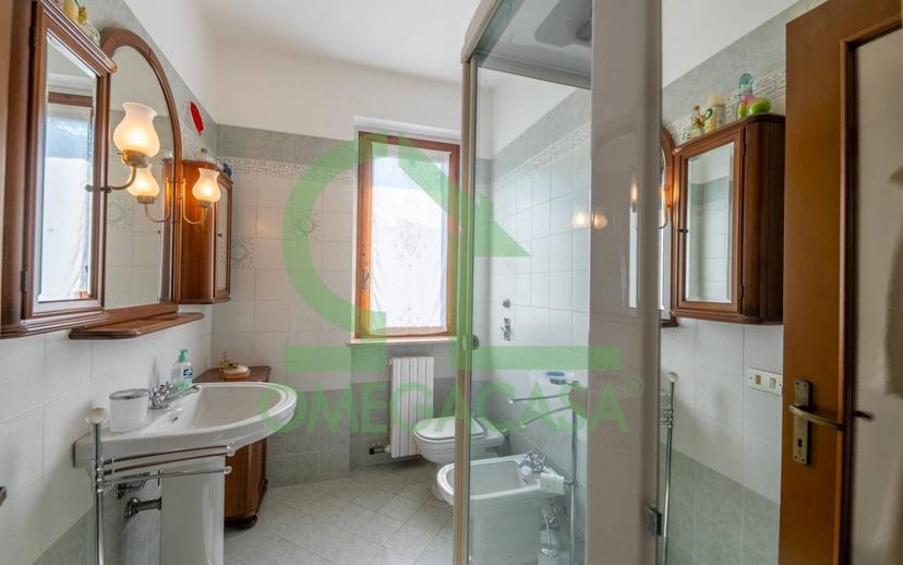 Villa a schiera via Maria Lanzarini Bernabei, Centro, Casalpusterlengo — foto 7 di 21
