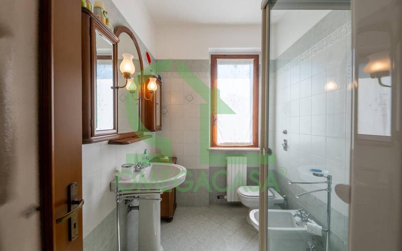 Villa a schiera via Maria Lanzarini Bernabei, Centro, Casalpusterlengo — foto 14 di 21