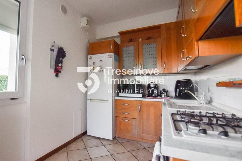 Trilocale via Trevignano, Centro, Montebelluna — foto 3 di 30