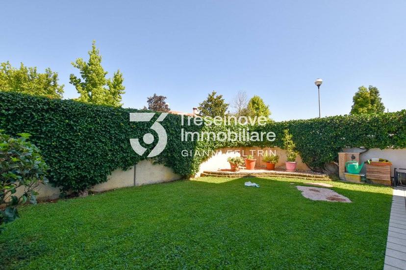 Trilocale via Trevignano, Centro, Montebelluna — foto 8 di 30