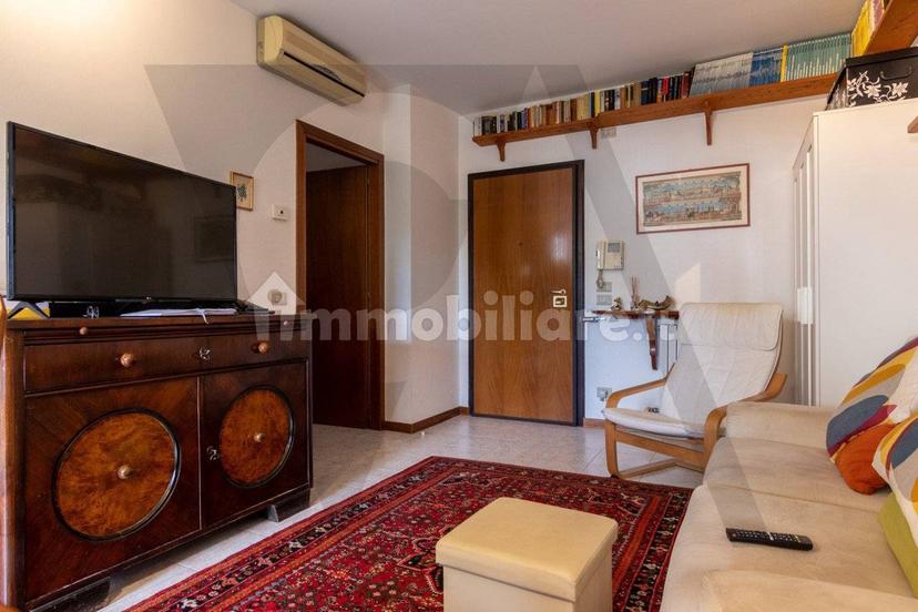 Trilocale buono stato, primo piano, Centro, Ponte San Nicolò — foto 8 di 18