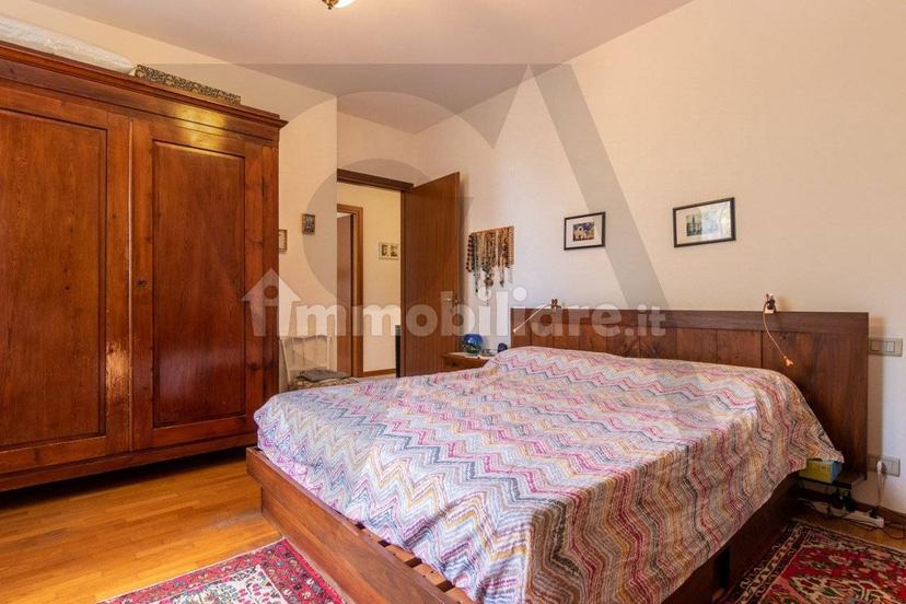 Trilocale buono stato, primo piano, Centro, Ponte San Nicolò — foto 10 di 18