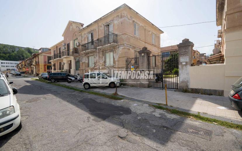 Bilocale via conte di torino 69, Giostra, Messina — foto 6 di 22
