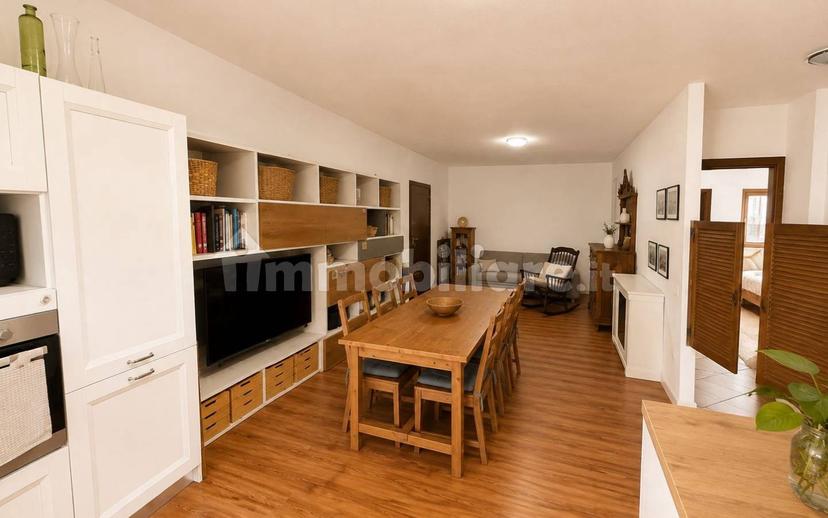Trilocale via Ferdinando Magellano 22, Centro, Nuoro — foto 12 di 22