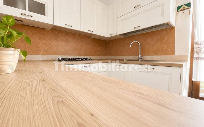 Trilocale via Ferdinando Magellano 22, Centro, Nuoro — foto 15 di 22