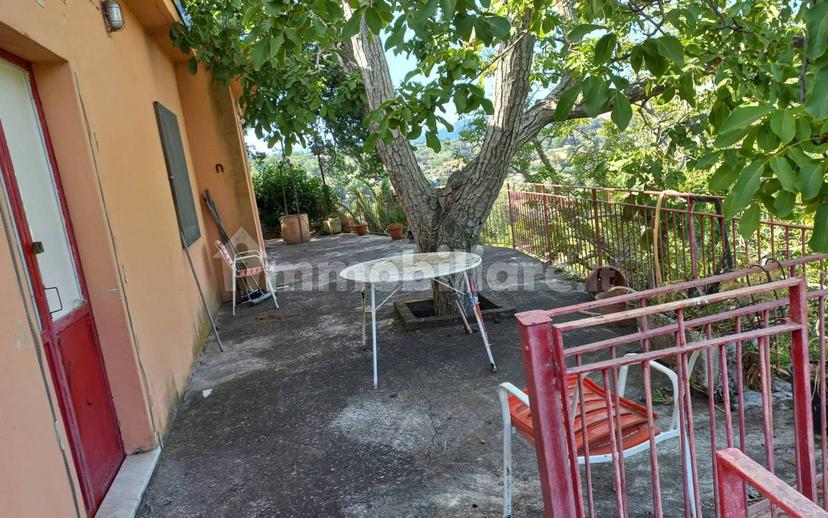 Casa colonica via Castagneto Nuovo, Piedimonte Etneo — foto 10 di 21