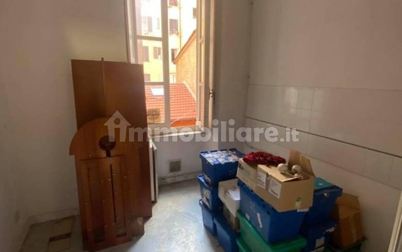 Appartamento da ristrutturare, primo piano, Umbertino - 2 Giugno, La Spezia