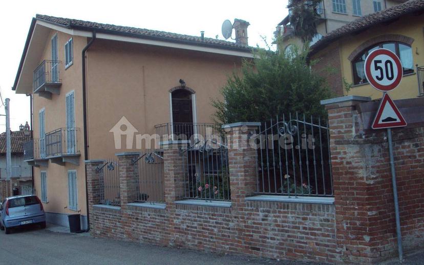 Bilocale via Umberto I 7a, Centro, Govone — foto 6 di 9