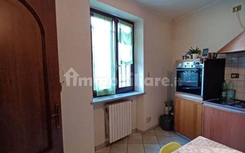 Bilocale via Umberto I 7a, Centro, Govone — foto 3 di 9