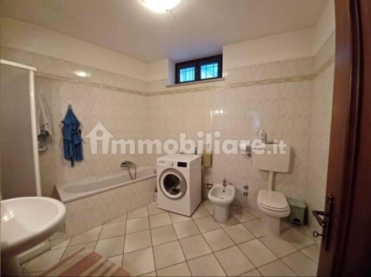 Bilocale via Umberto I 7a, Centro, Govone — foto 9 di 9