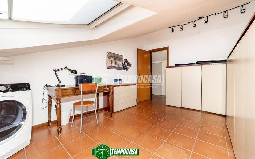 Appartamento via G. Verdi 2, Centro, Ornago — foto 8 di 33