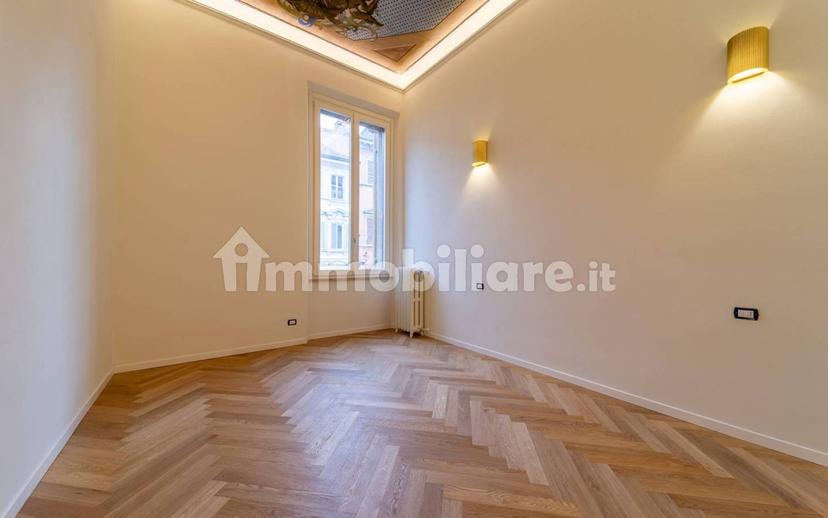 Trilocale Strada della Repubblica, Centro Storico, Parma — foto 5 di 13
