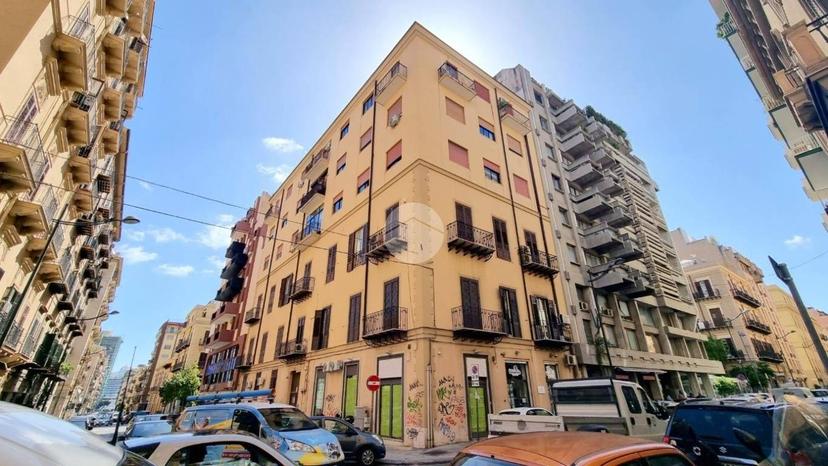 Bilocale via Ammiraglio Gravina 88, Politeama - Ruggiero Settimo, Palermo — foto 21 di 24