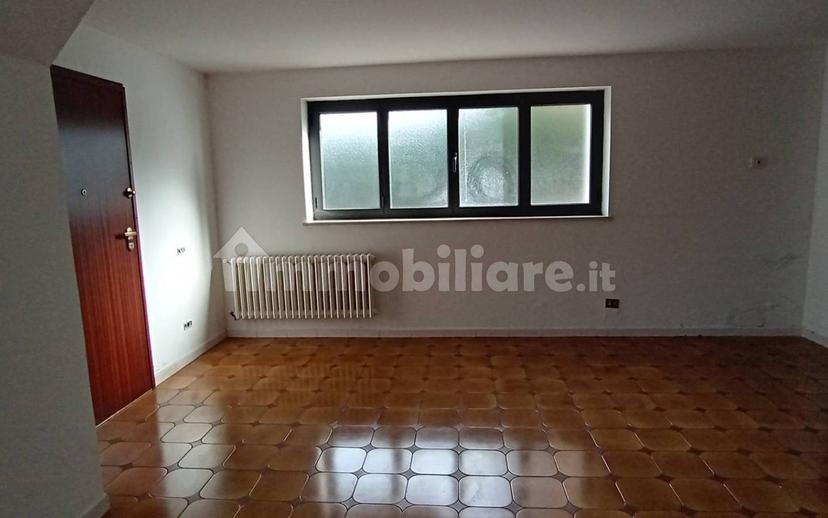 Villa bifamiliare via Casilina Nord, Tribunale, Frosinone — foto 5 di 59