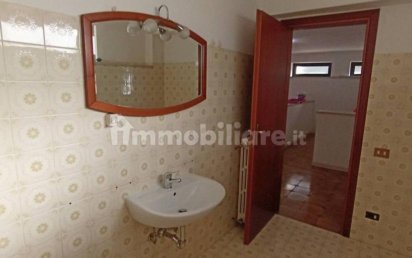 Villa bifamiliare via Casilina Nord, Tribunale, Frosinone — foto 6 di 59