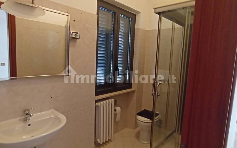 Villa bifamiliare via Casilina Nord, Tribunale, Frosinone — foto 7 di 59