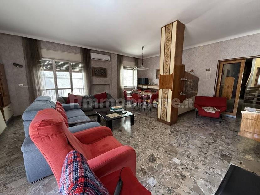 Terratetto unifamiliare via Angelo Maiorana, Centro, Chiaramonte Gulfi — foto 9 di 50