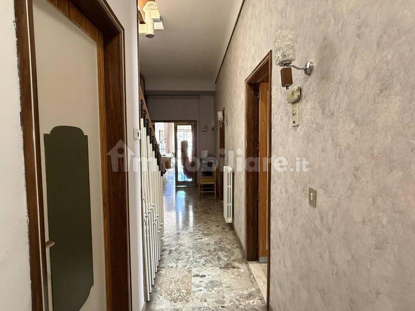 Terratetto unifamiliare via Angelo Maiorana, Centro, Chiaramonte Gulfi — foto 4 di 50