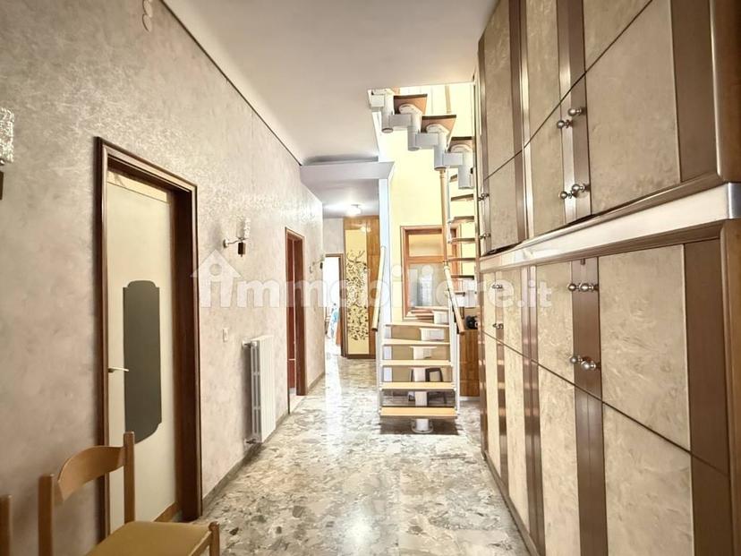 Terratetto unifamiliare via Angelo Maiorana, Centro, Chiaramonte Gulfi — foto 7 di 50