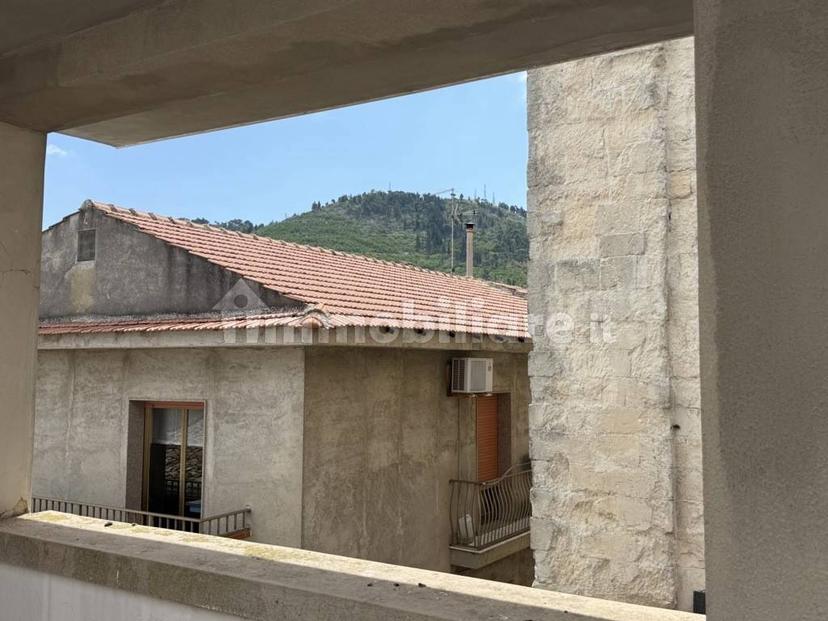 Terratetto unifamiliare via Angelo Maiorana, Centro, Chiaramonte Gulfi — foto 19 di 50