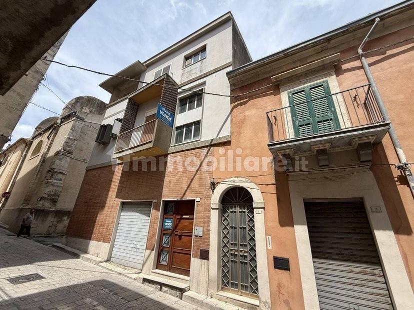 Terratetto unifamiliare via Angelo Maiorana, Centro, Chiaramonte Gulfi — foto 42 di 50