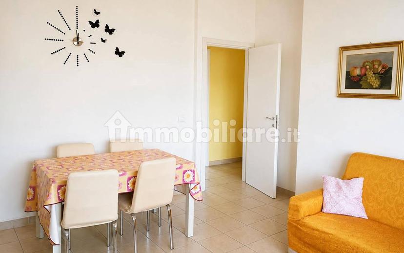 Quadrilocale viale Amerigo Vespucci,, Marina di Carrara, Carrara — foto 2 di 14