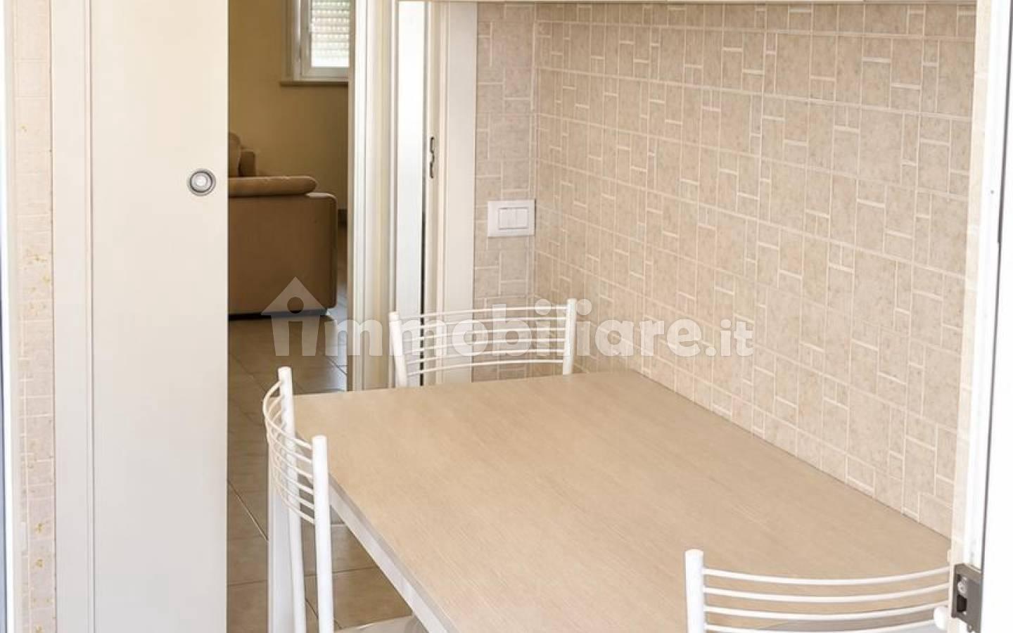 Quadrilocale viale Amerigo Vespucci,, Marina di Carrara, Carrara